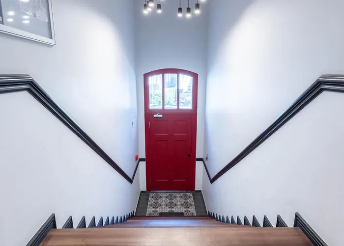 In The Center 아파트